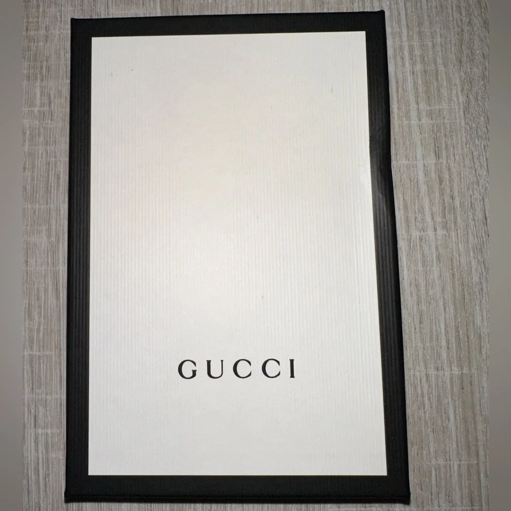 NIB Authentic Gucci Strawberry Supreme iPhone case X or XS_5